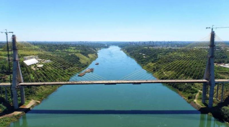 Ponte da Integração tem vista privilegiada sem máquinas na via